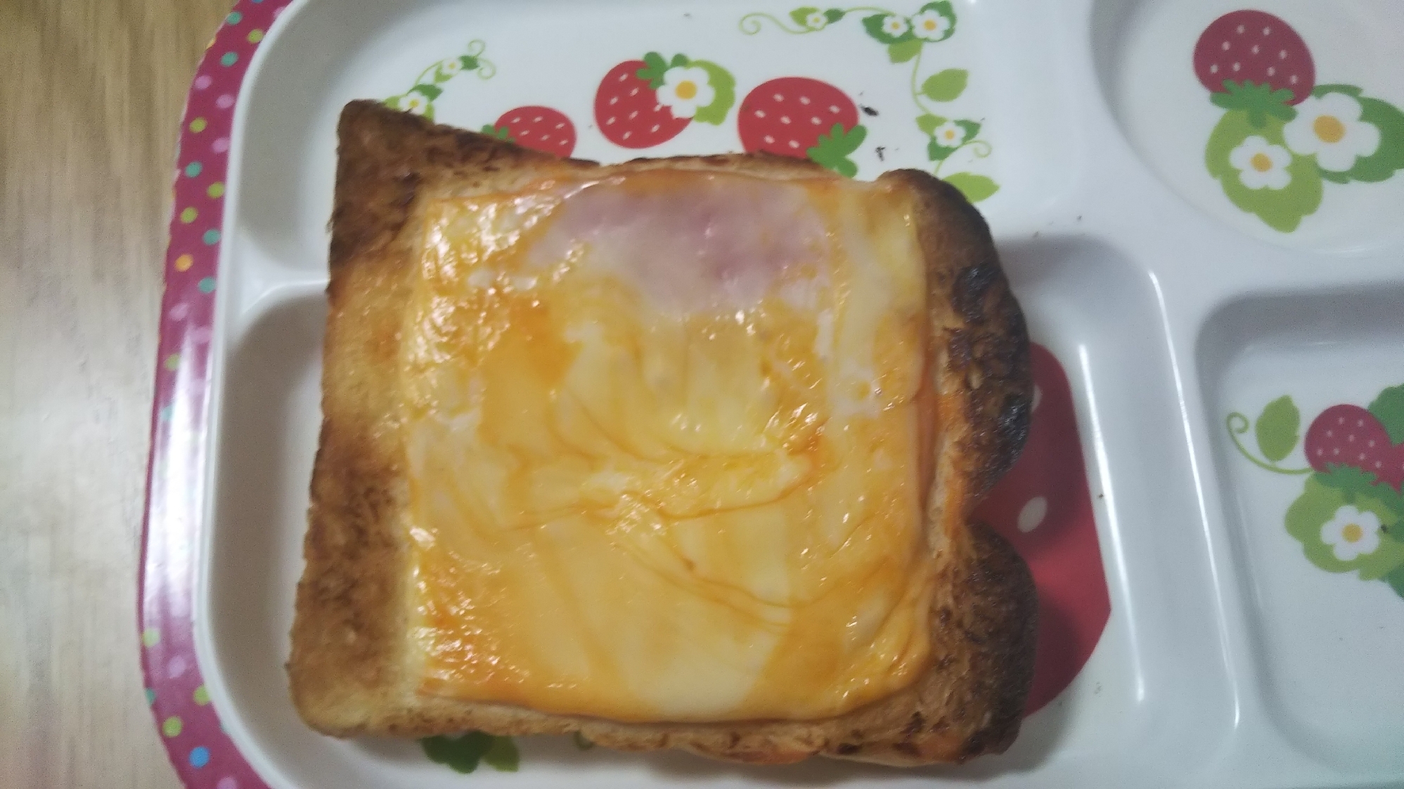 オーロラソースのチーズトースト