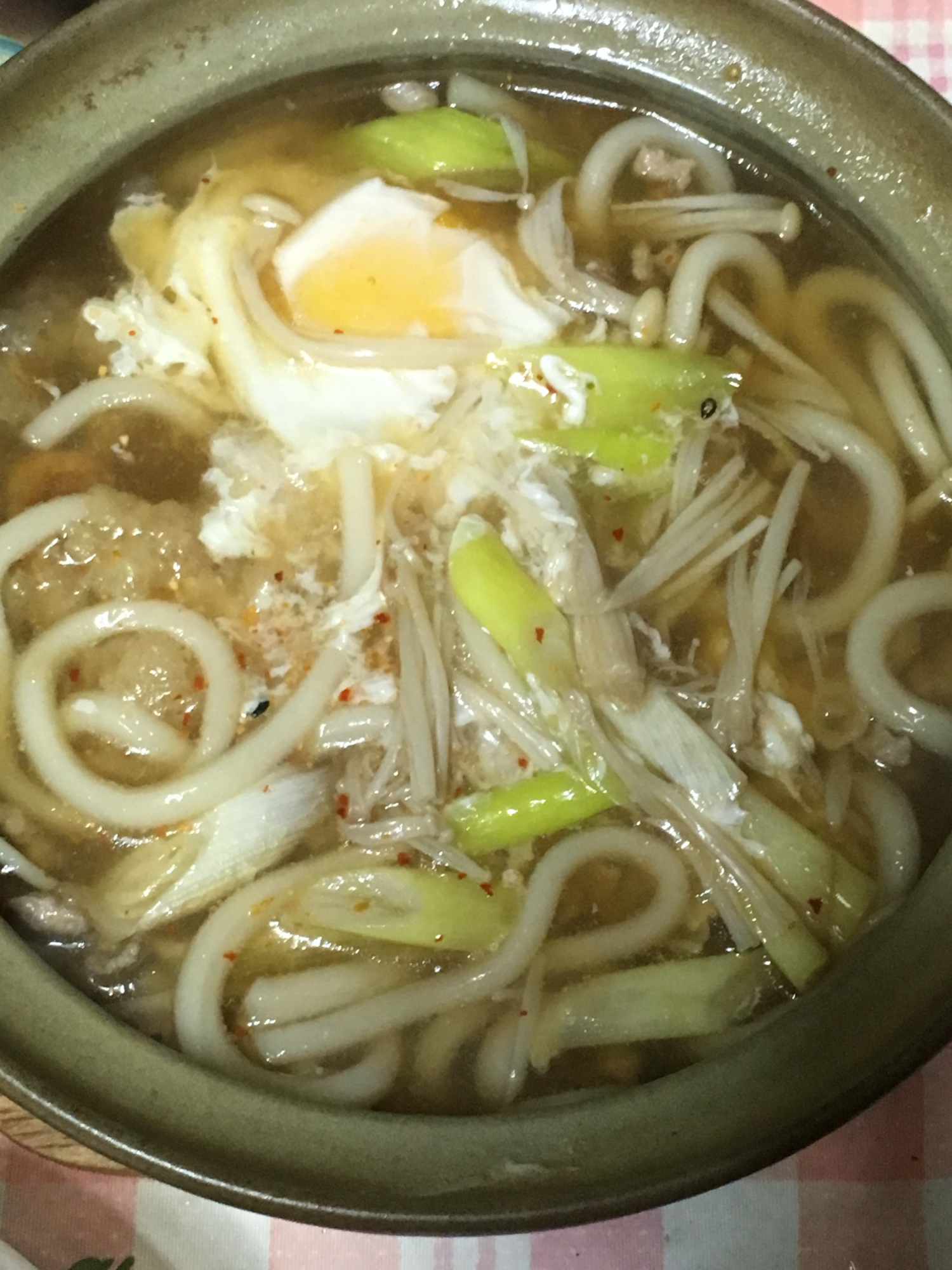 えのき、、ネギ、豚粗挽き肉、卵のうどん