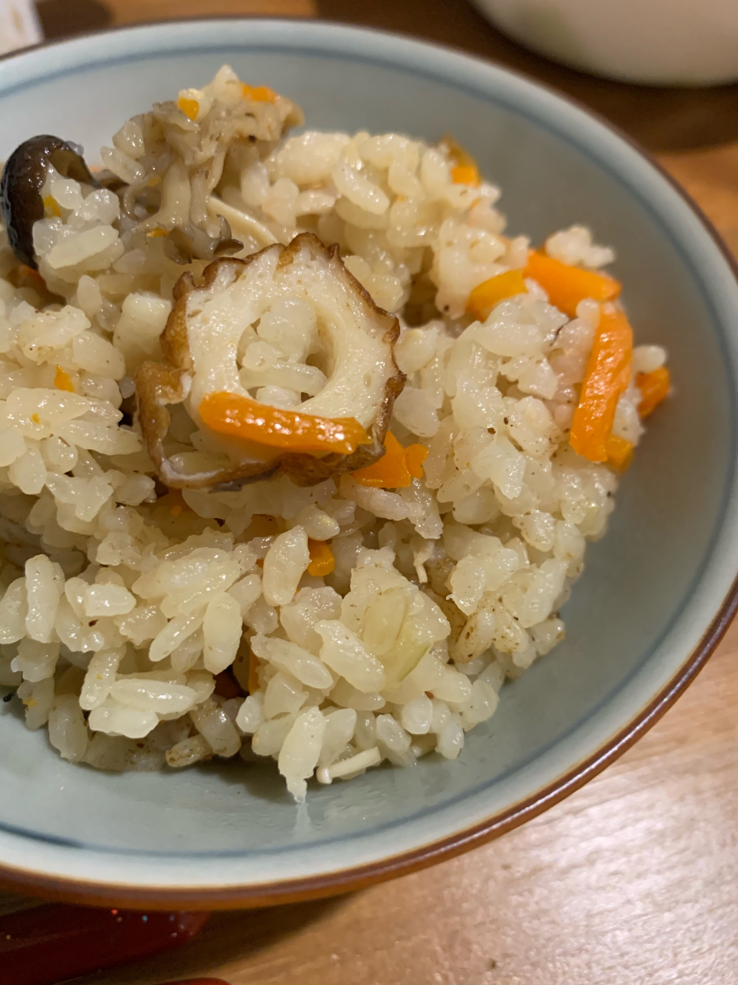 ちくわとにんじんの炊き込みご飯