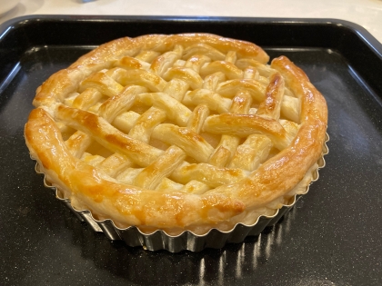 カスタードも入れて焼いてみました！
レシピも分かりやすく、美味しくできました。