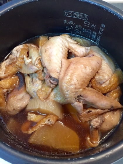 手間なく簡単レシピ☆最高です(^ ^)
2倍量で作りました♪
大根も鶏肉もホロホロと柔らかく、煮汁たっぷりなのでパサパサせずに大満足です！
