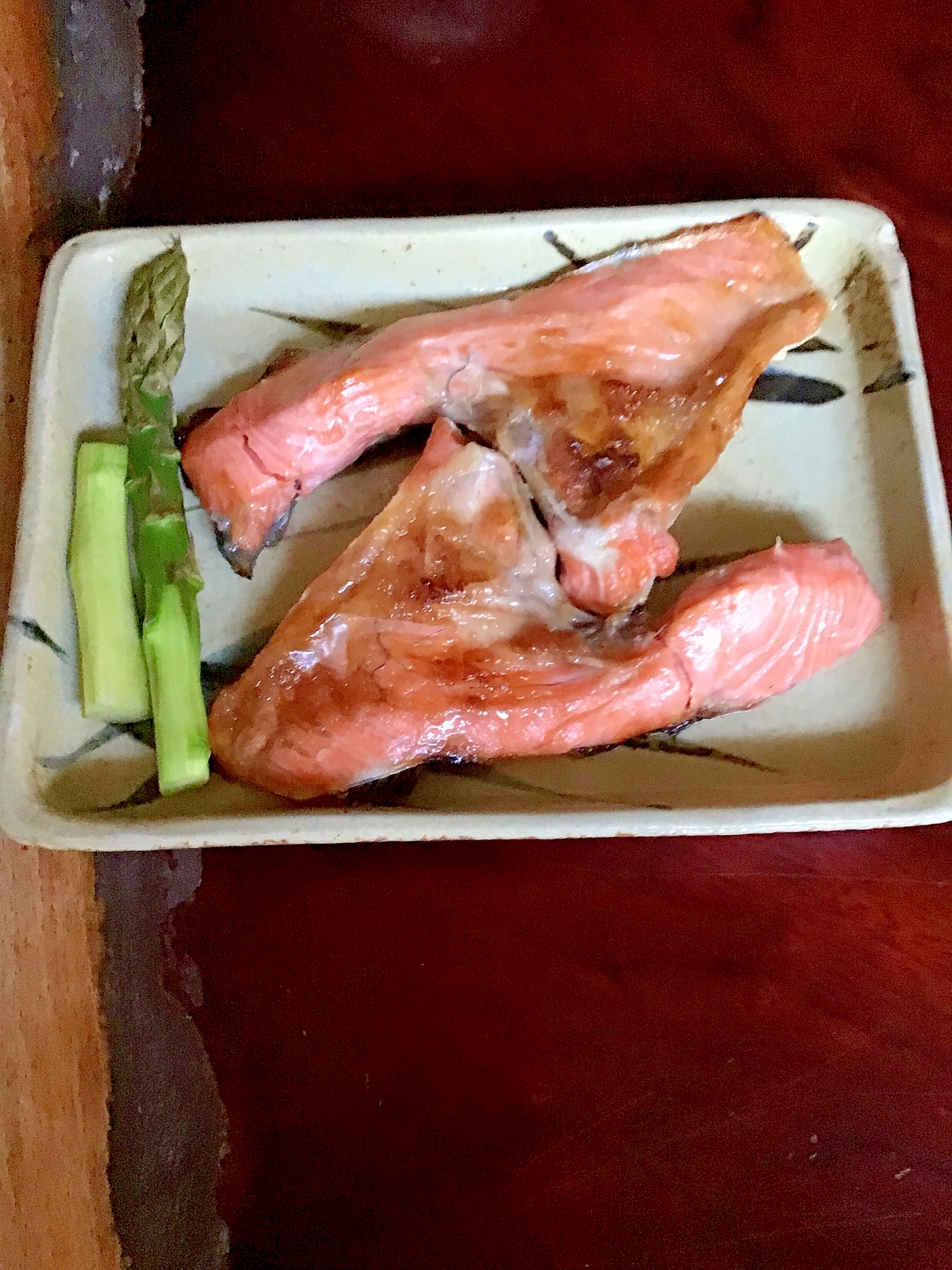 鮭カマの生姜風味焼き。