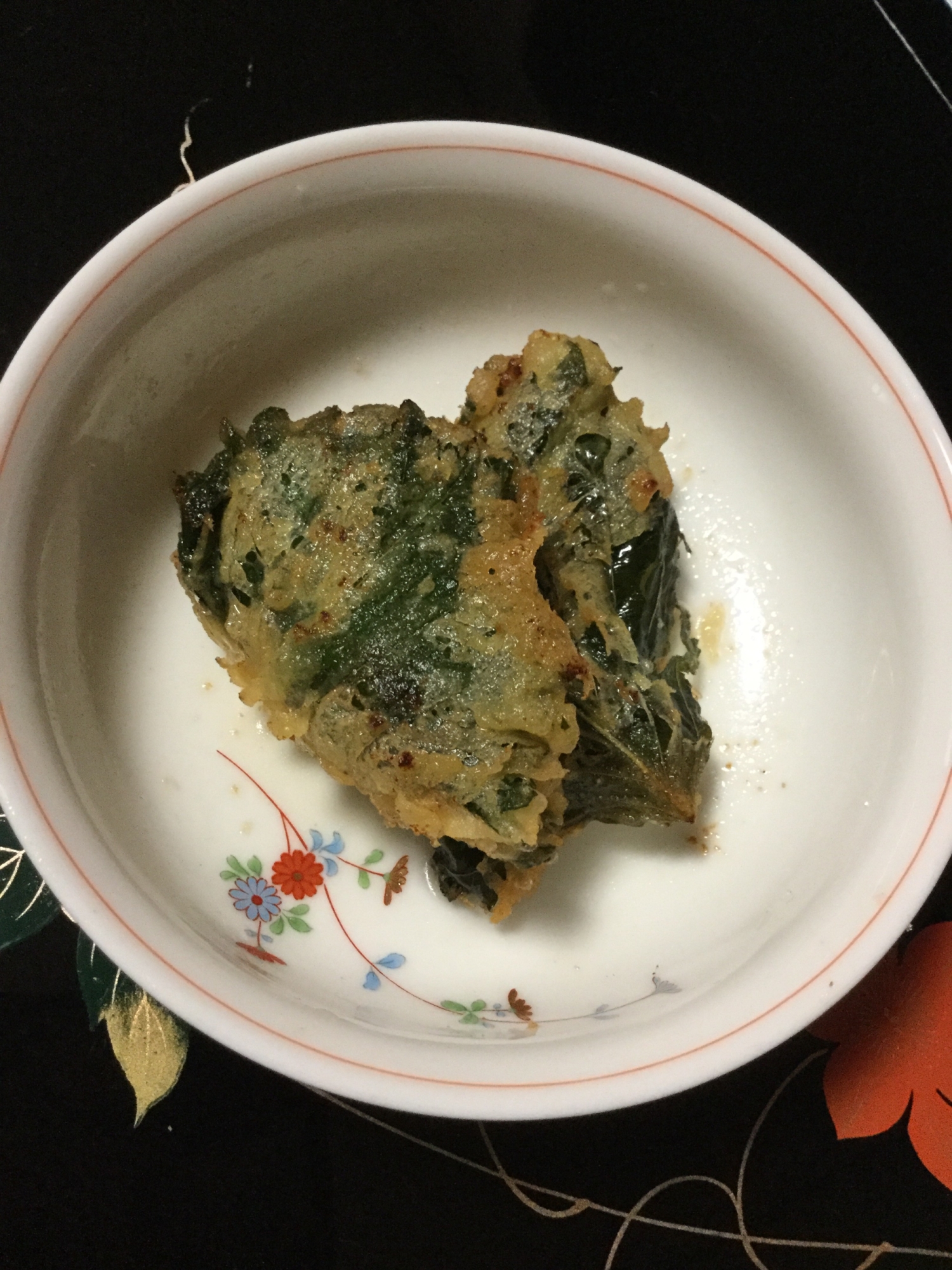 鶏もも肉のシソ揚げ