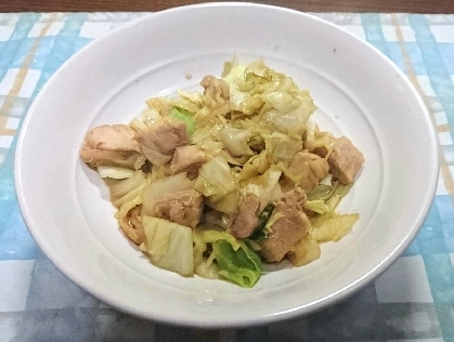 途中から主人に作ってもらいました。家にありがちな材料で、簡単に美味しく出来るのがいいですね。