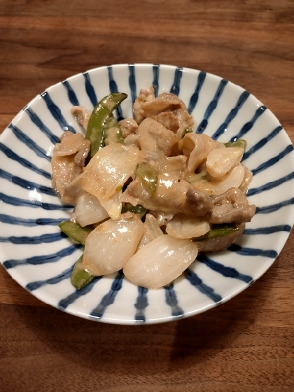 ご飯がすすむ☆豚肉とスナップエンドウの味噌マヨ炒め