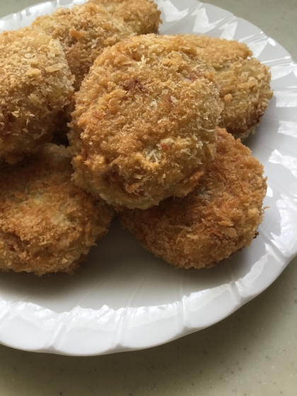 ほんのりカレー風味のツナコロッケ。