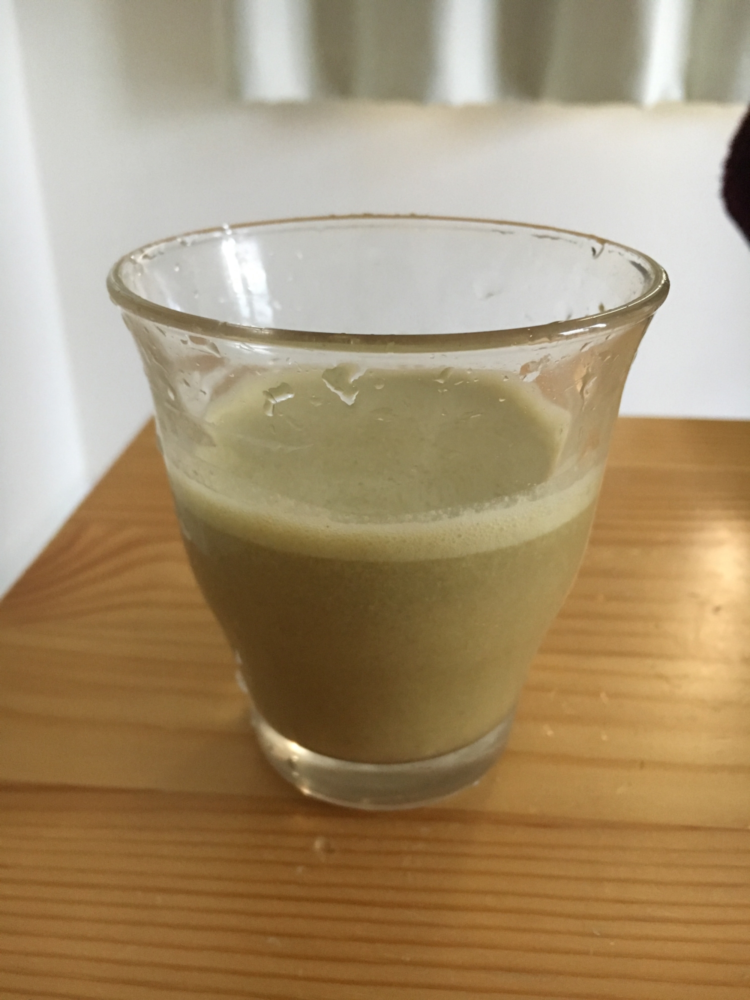 青汁とソイプロテインのスムージー