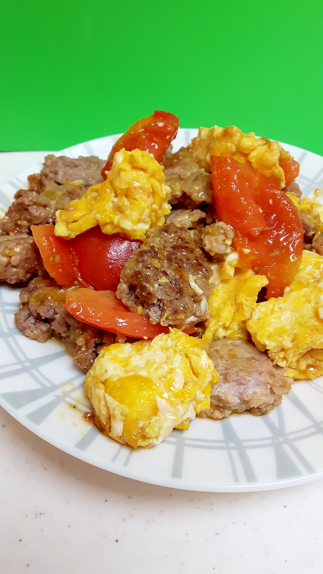 子供が喜ぶ 合挽肉 トマト 卵のオイスター炒め レシピ 作り方 By Acchan66 楽天レシピ 子供が喜ぶ 合挽肉 トマト 卵のオイスター炒め レシピ 作り方 By Acchan66 楽天レシピ