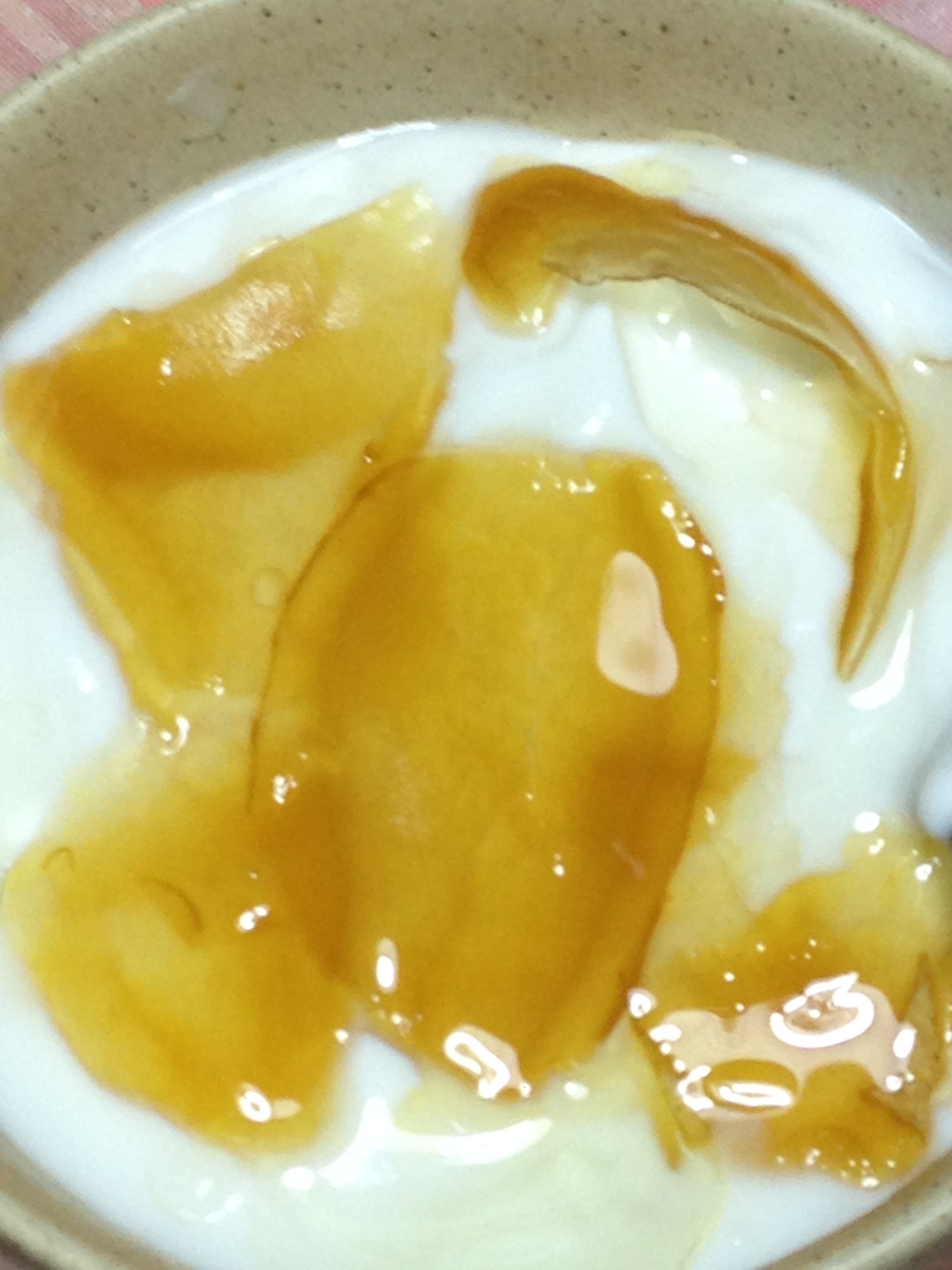 生姜の蜂蜜漬けとえごま油のヨーグルト
