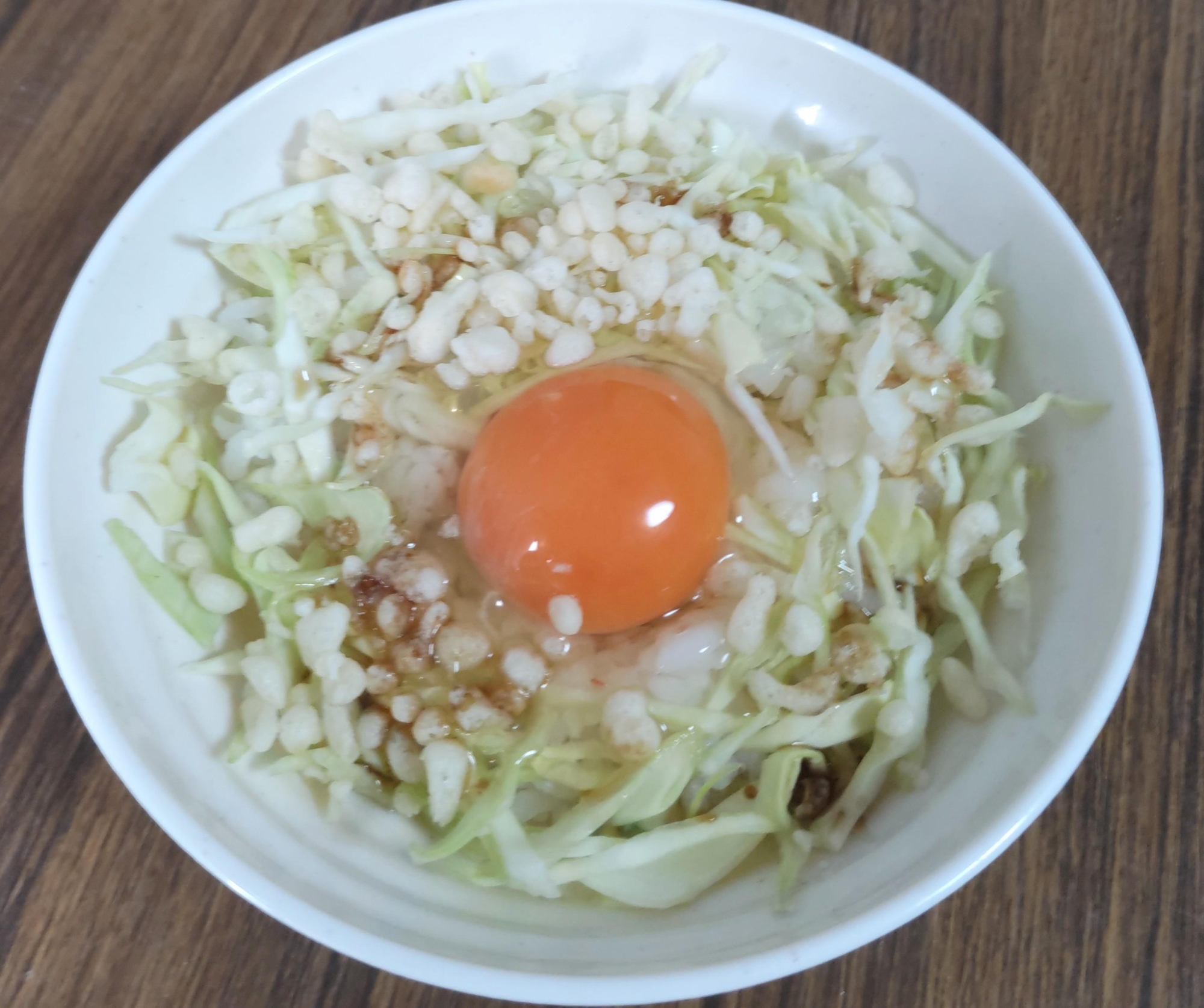 春キャベツと揚げ玉の卵かけご飯