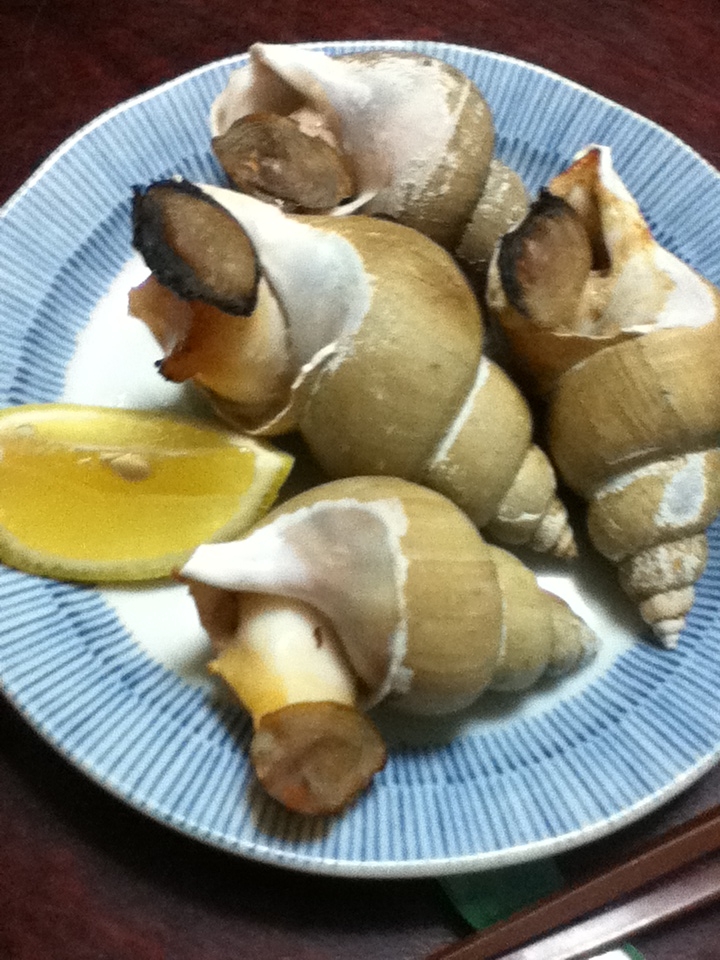 焼きつぶ貝のごま油風味