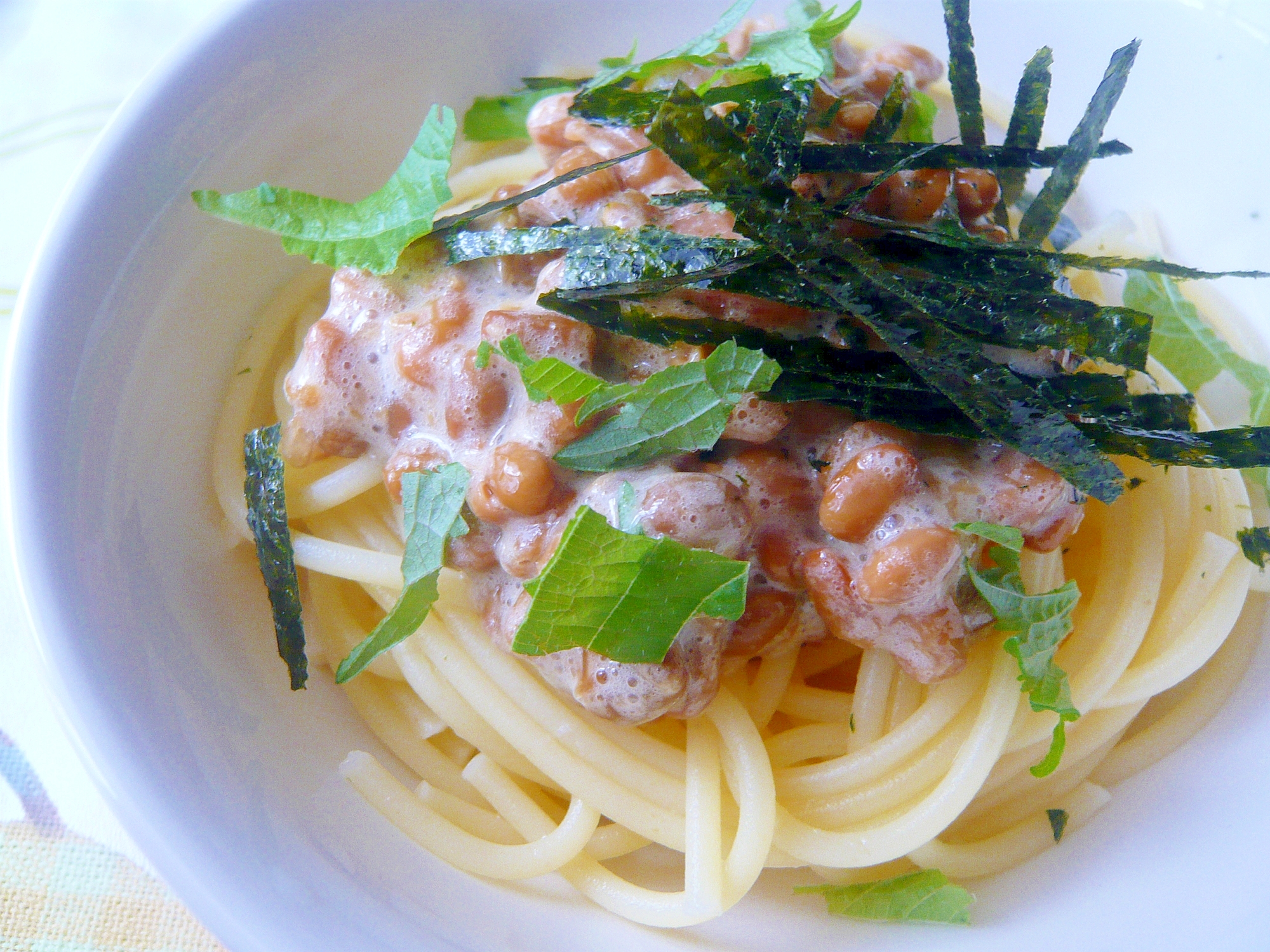 夏にぴったり☆梅と納豆の冷たいパスタ