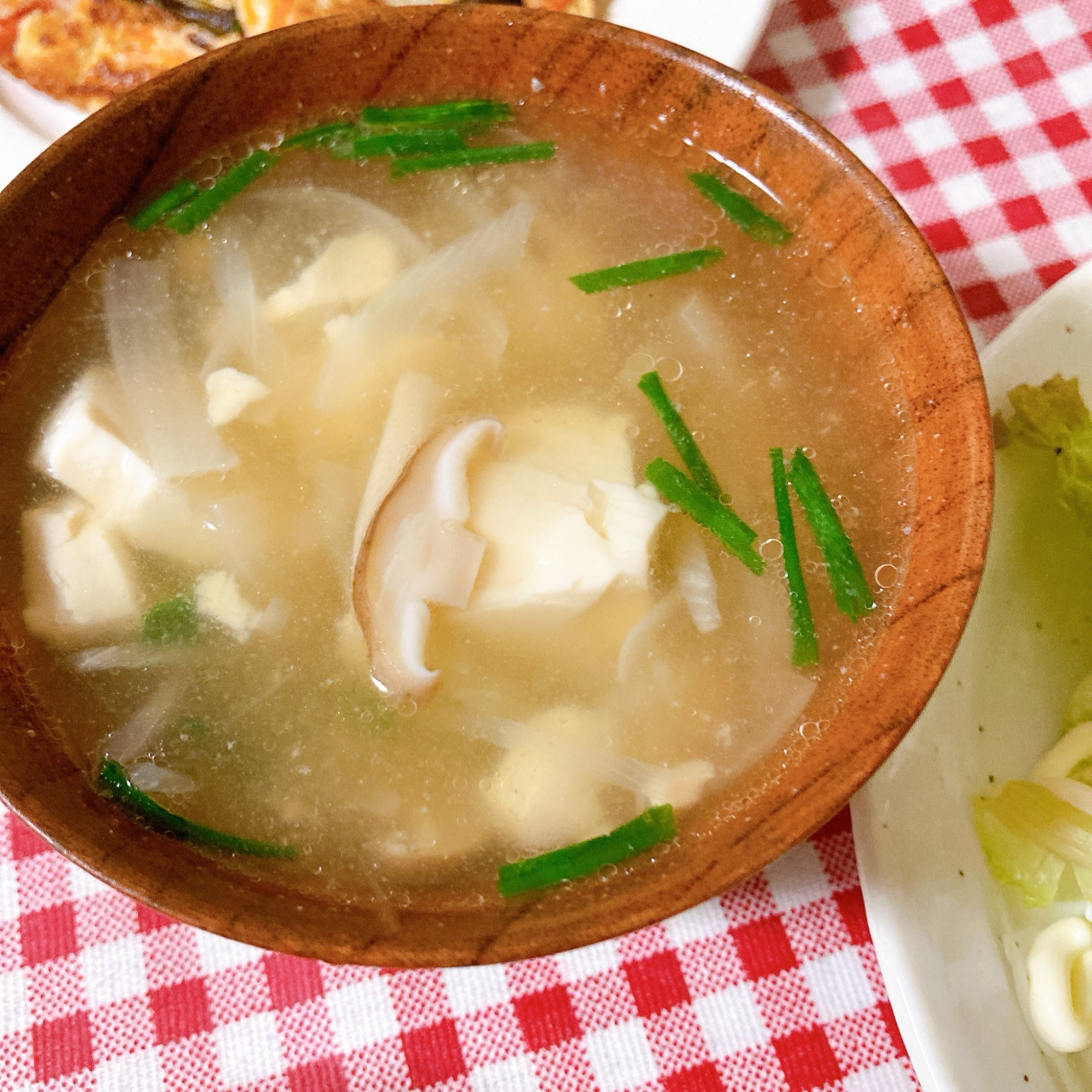 豆腐と椎茸の中華スープ