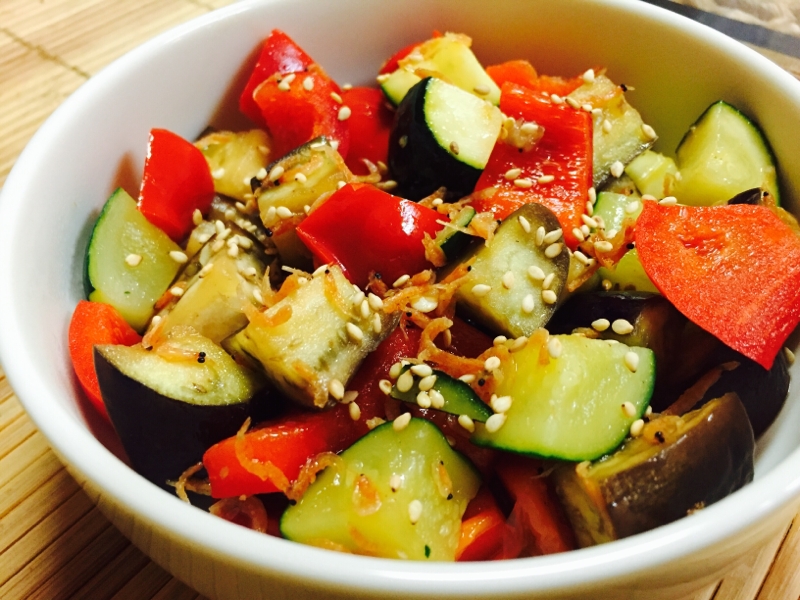 ナスとズッキーニとパプリカのナムル風 レシピ 作り方 By たかまさ 楽天レシピ