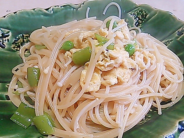 スナップえんどう　えのき　の　パスタ