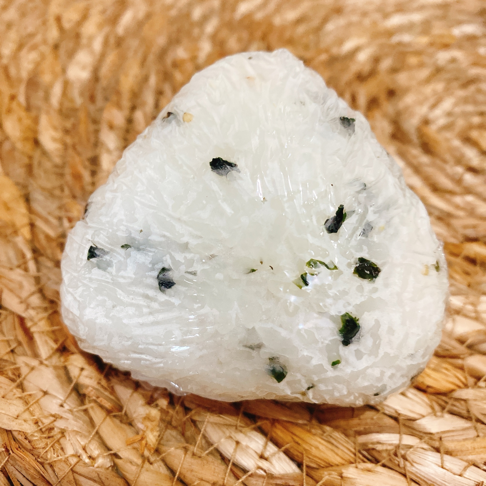 ➿鶏唐揚げわかめおにぎり➿