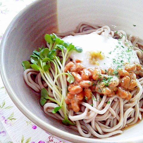 ネバとろ～♪納豆とろろの冷たいお蕎麦