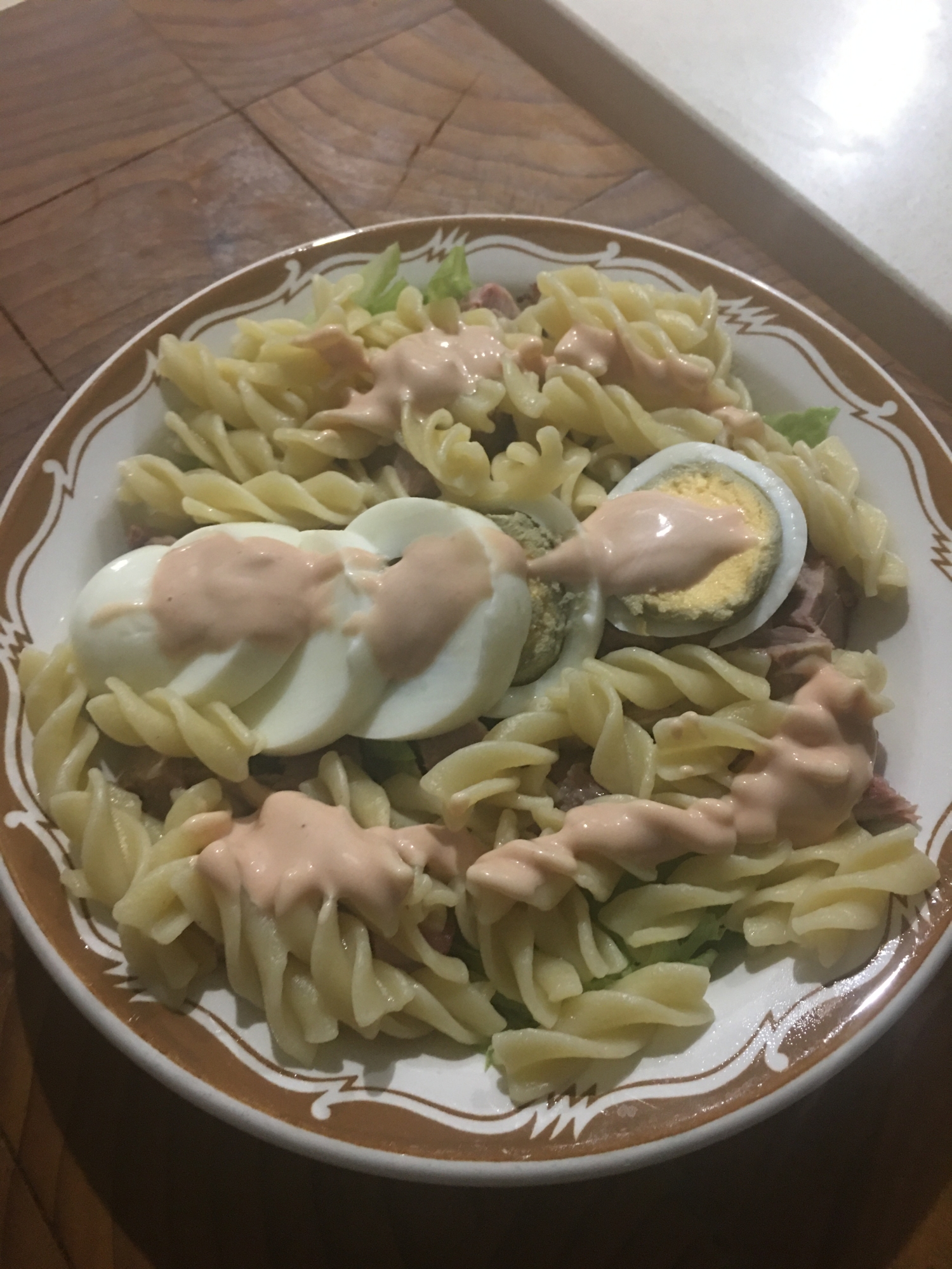 スモークラム肉たっぷりパスタサラダ