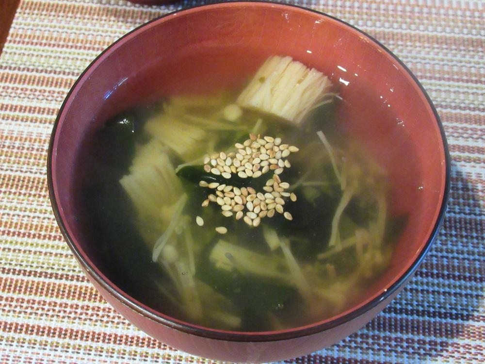 エノキとたたきめかぶのスープ