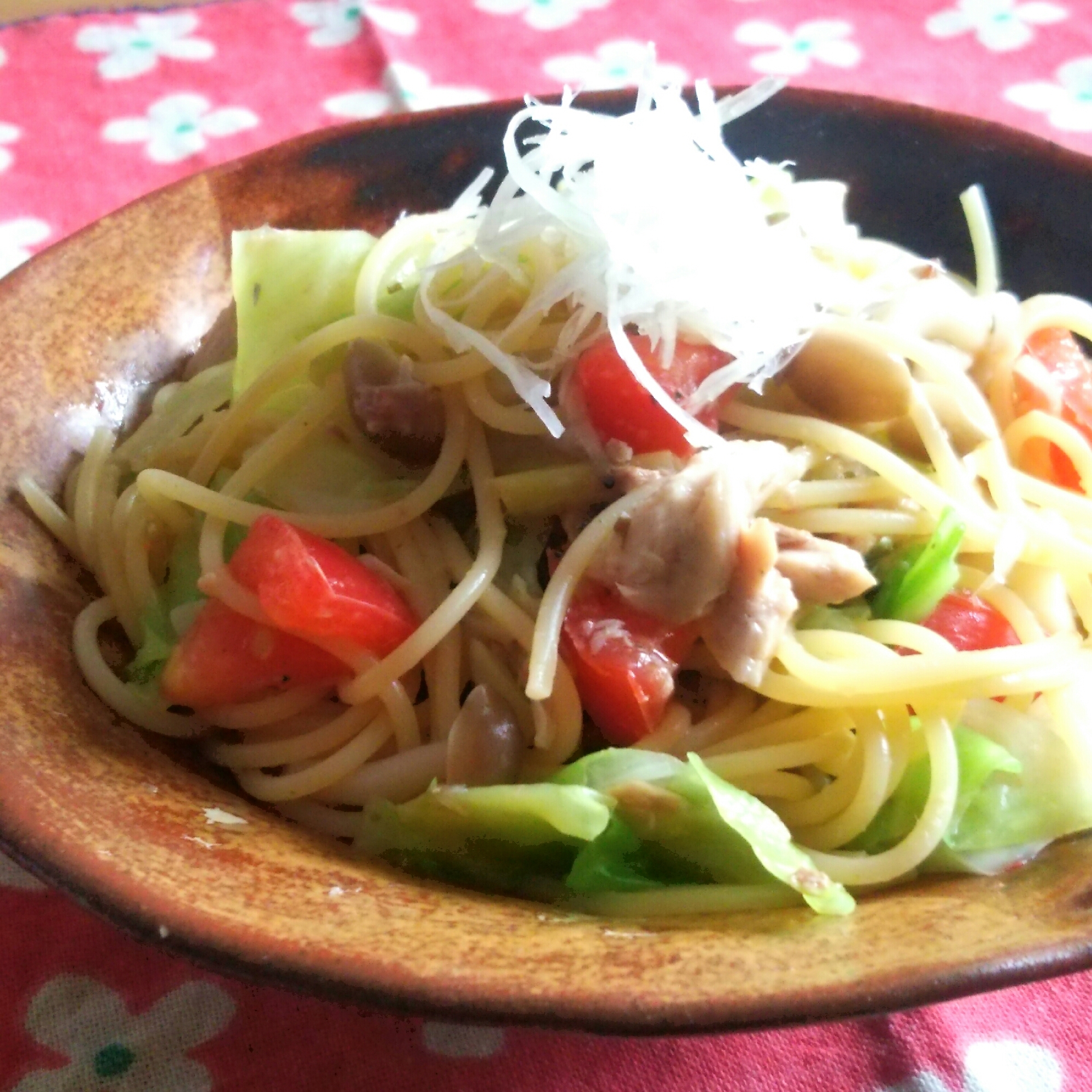 秋刀魚とキャベツのきざみパクチーパスタ