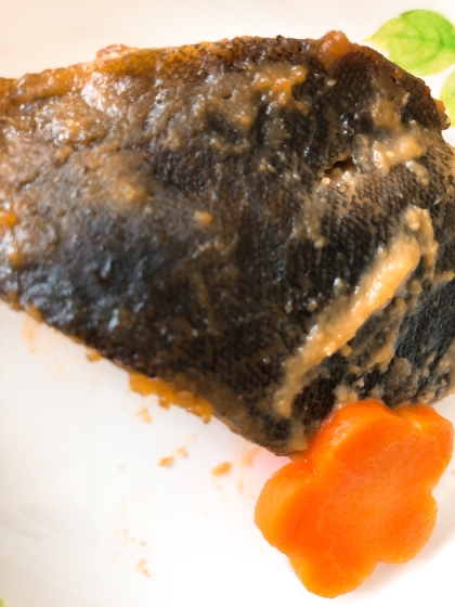 フライパンで焼く、鮭の麹味噌焼き