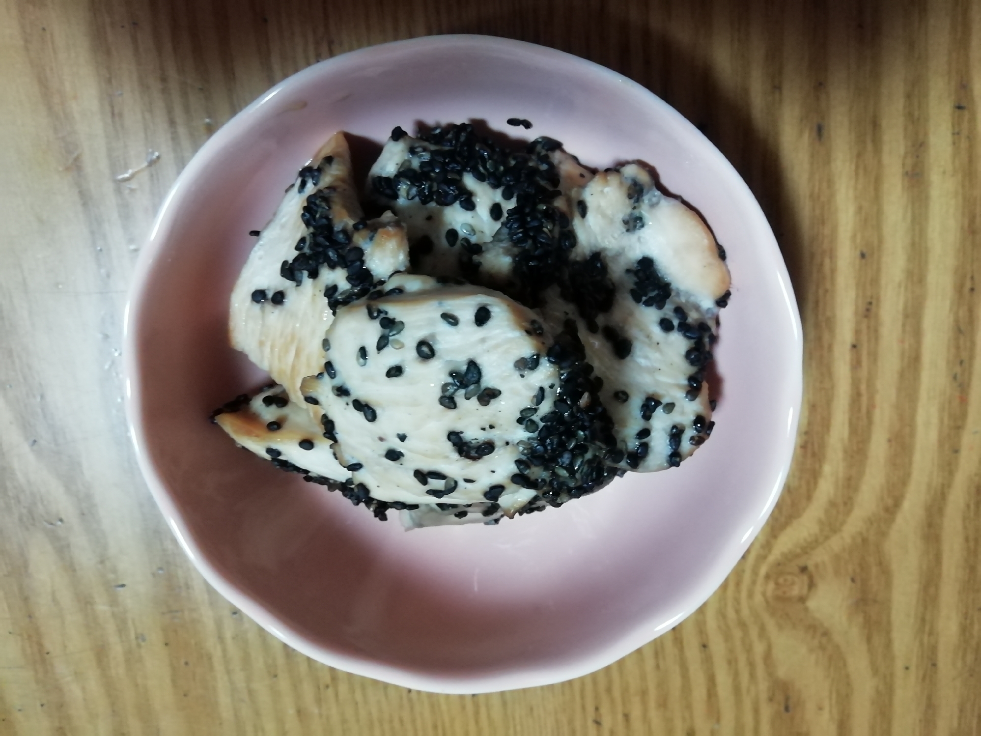 鶏胸肉のゴマ焼き