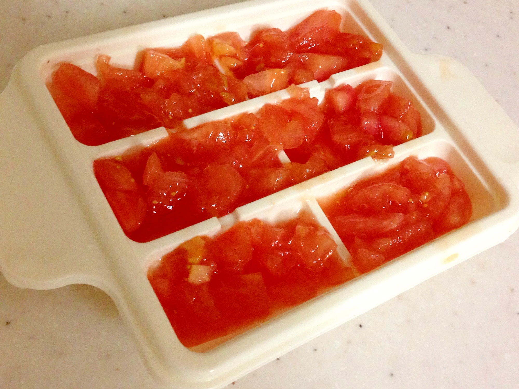 離乳食中期☆刻みトマトのフリージング