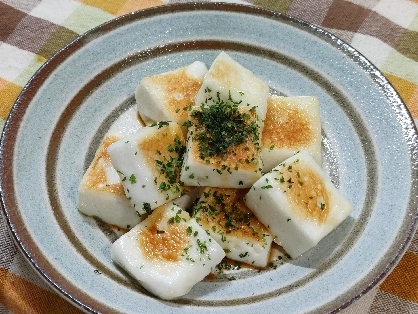 バター風味がたまらない♡はんぺんの青海苔バター焼き