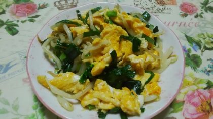 5分で！節約おかず　もやしニラ玉