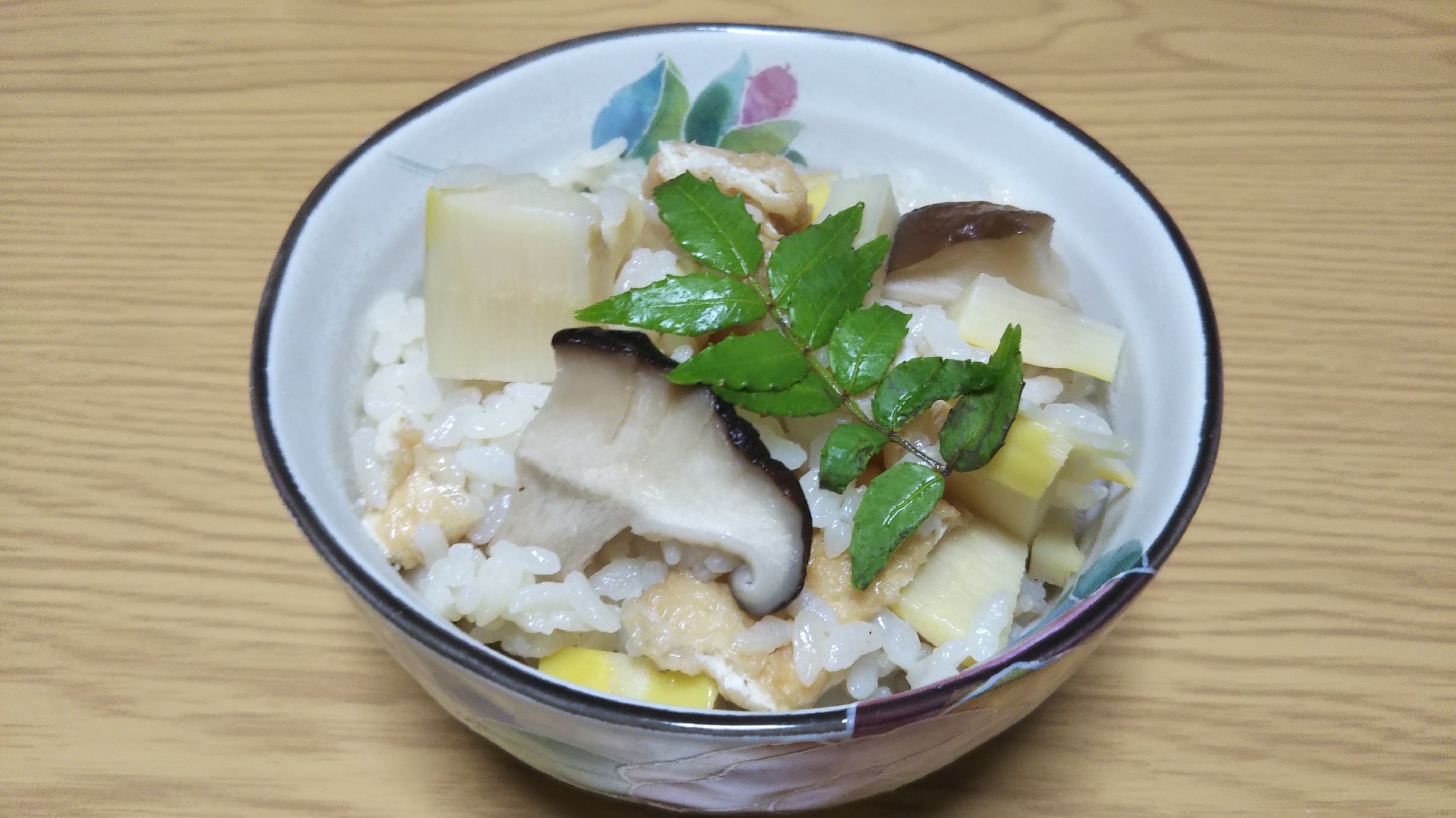 たけのこと油揚げと椎茸の炊き込みご飯☆