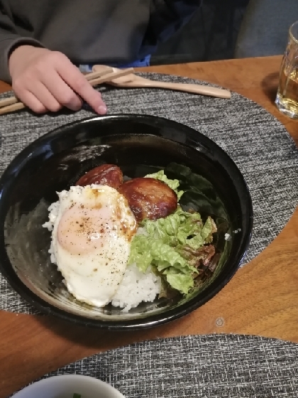 ロコモコ丼を作りたくなり、参考にさせて頂きました。美味しく出来上がりました。ご紹介ありがとうございました。