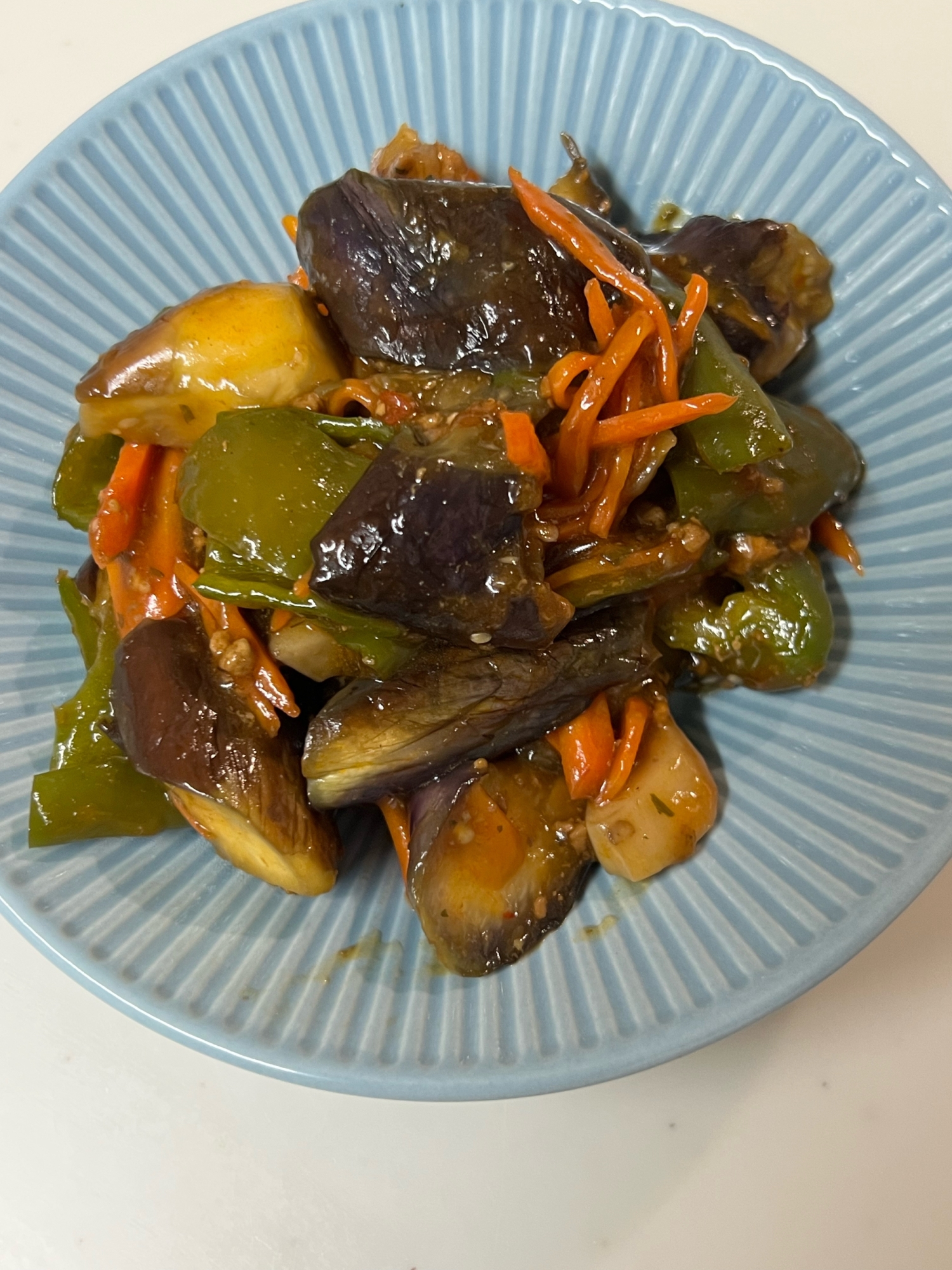 丸美屋の麻婆豆腐の素活用♪野菜たっぷり麻婆ナス