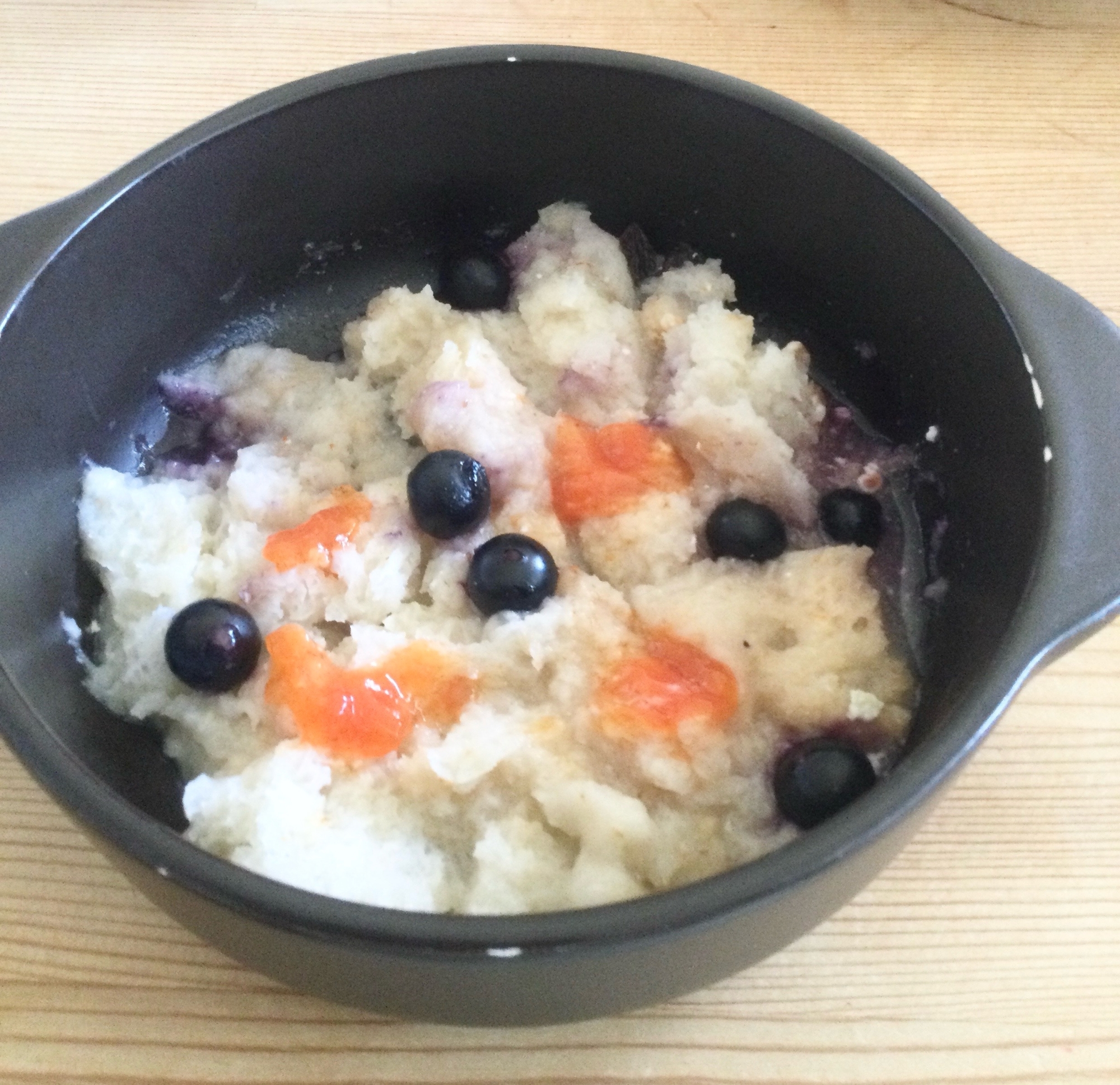 ☆ブルーベリー柿食パンの煮物☆