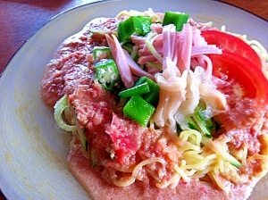 トマトのゴマダレ冷麺