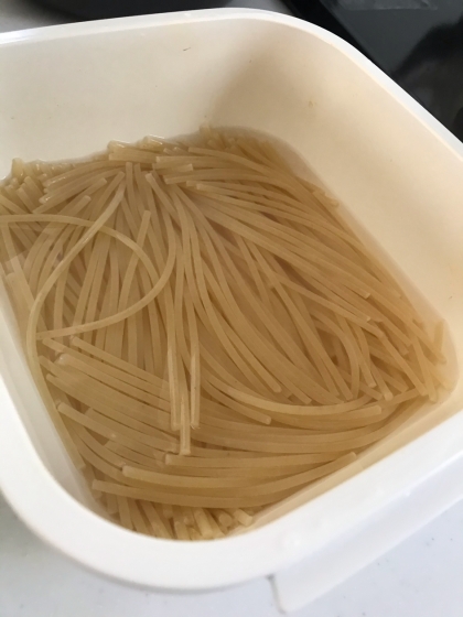 電子レンジで安いパスタを7分でアルデンテに茹でる