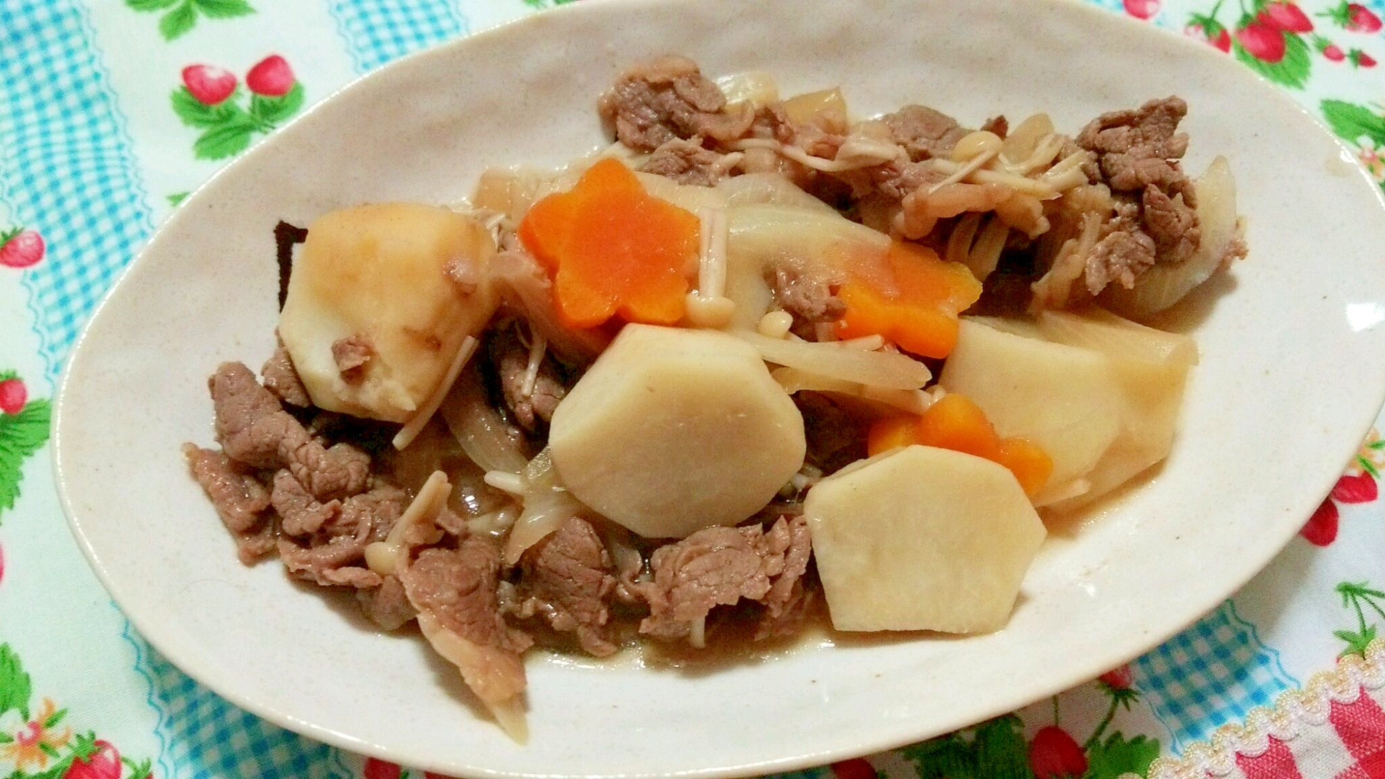 牛肉と里芋の煮物