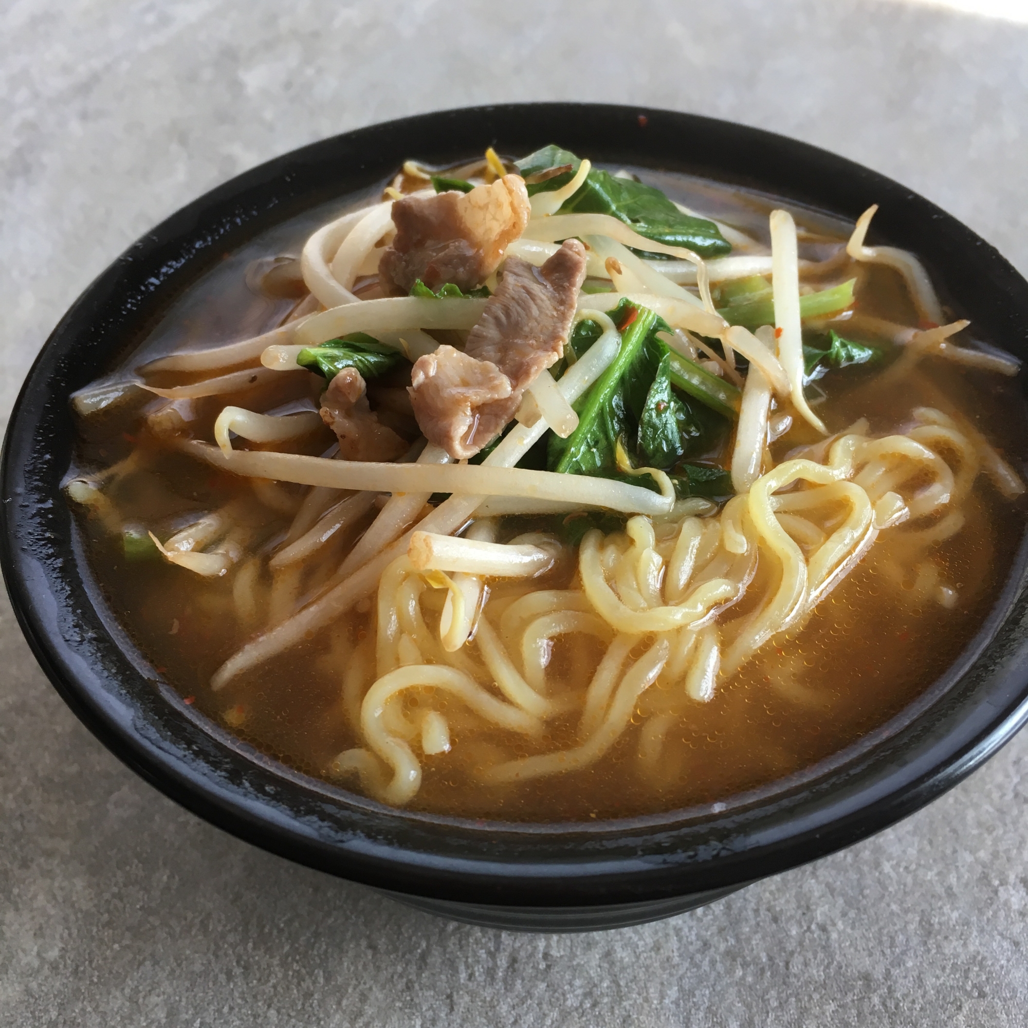 小松菜と豚こま肉のピリ辛とろみラーメン♪