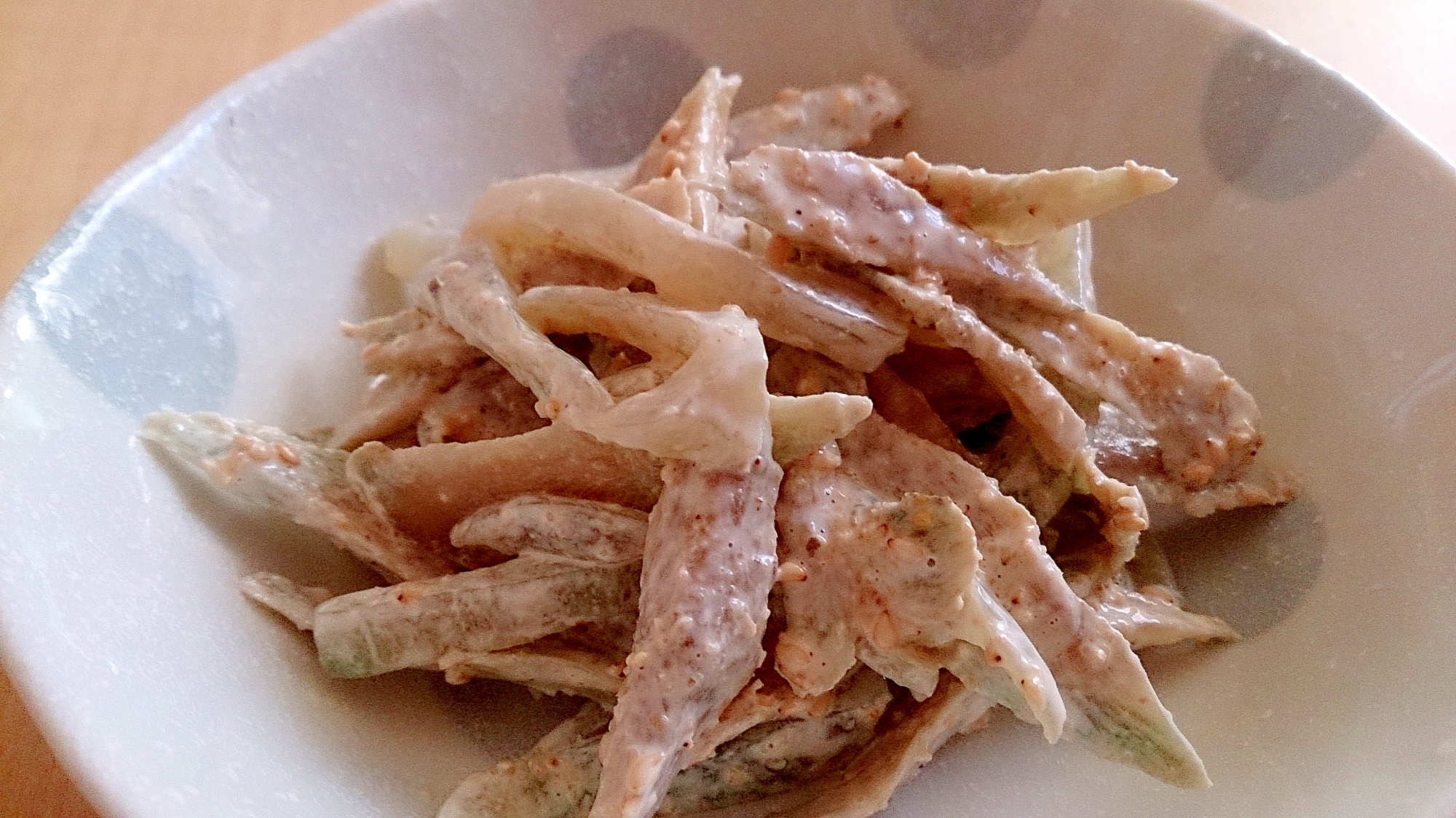 食べ堪えありのごぼうサラダ~ダイエットにも~