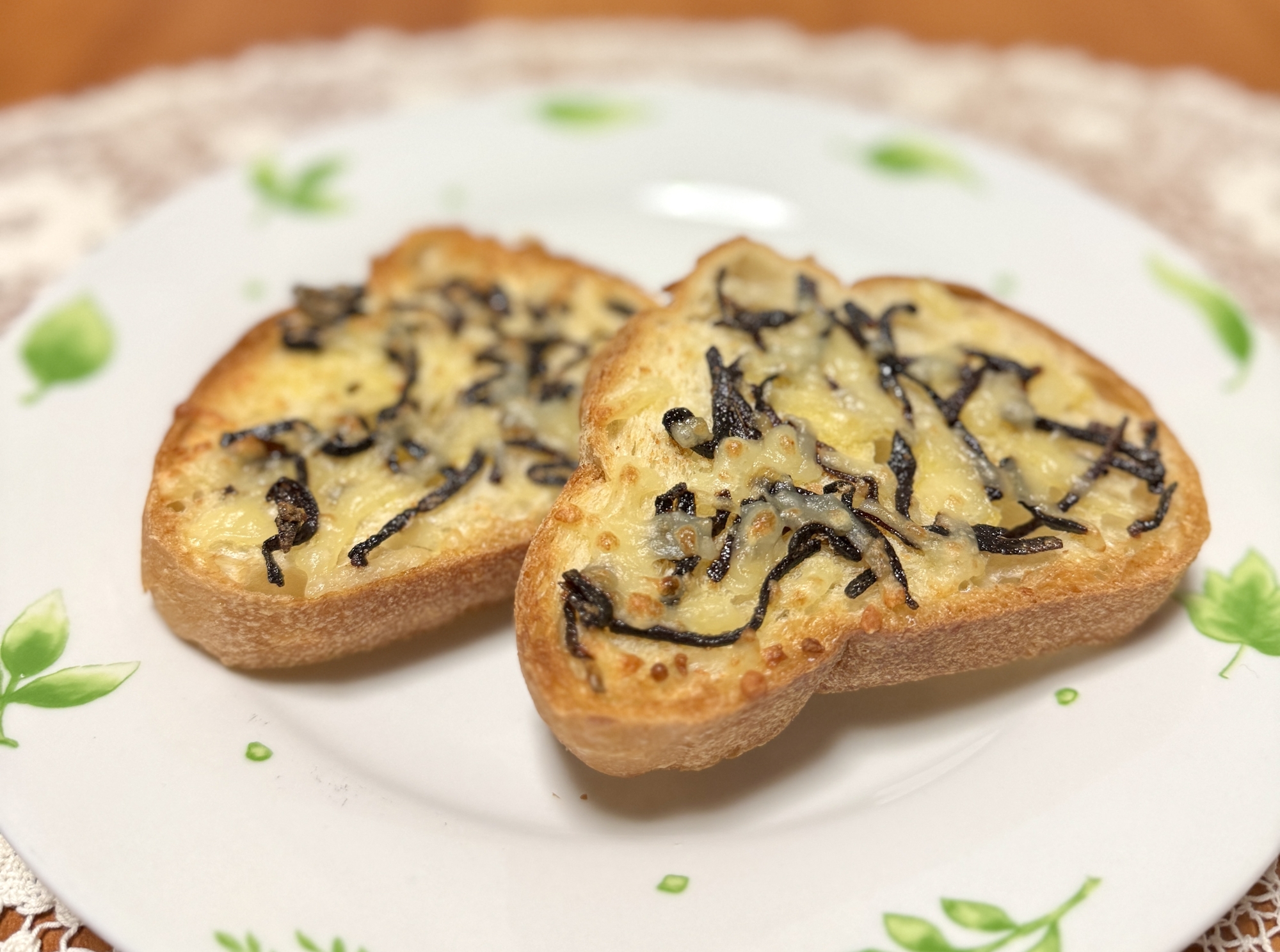 塩昆布ととろけるチーズの☆トースト