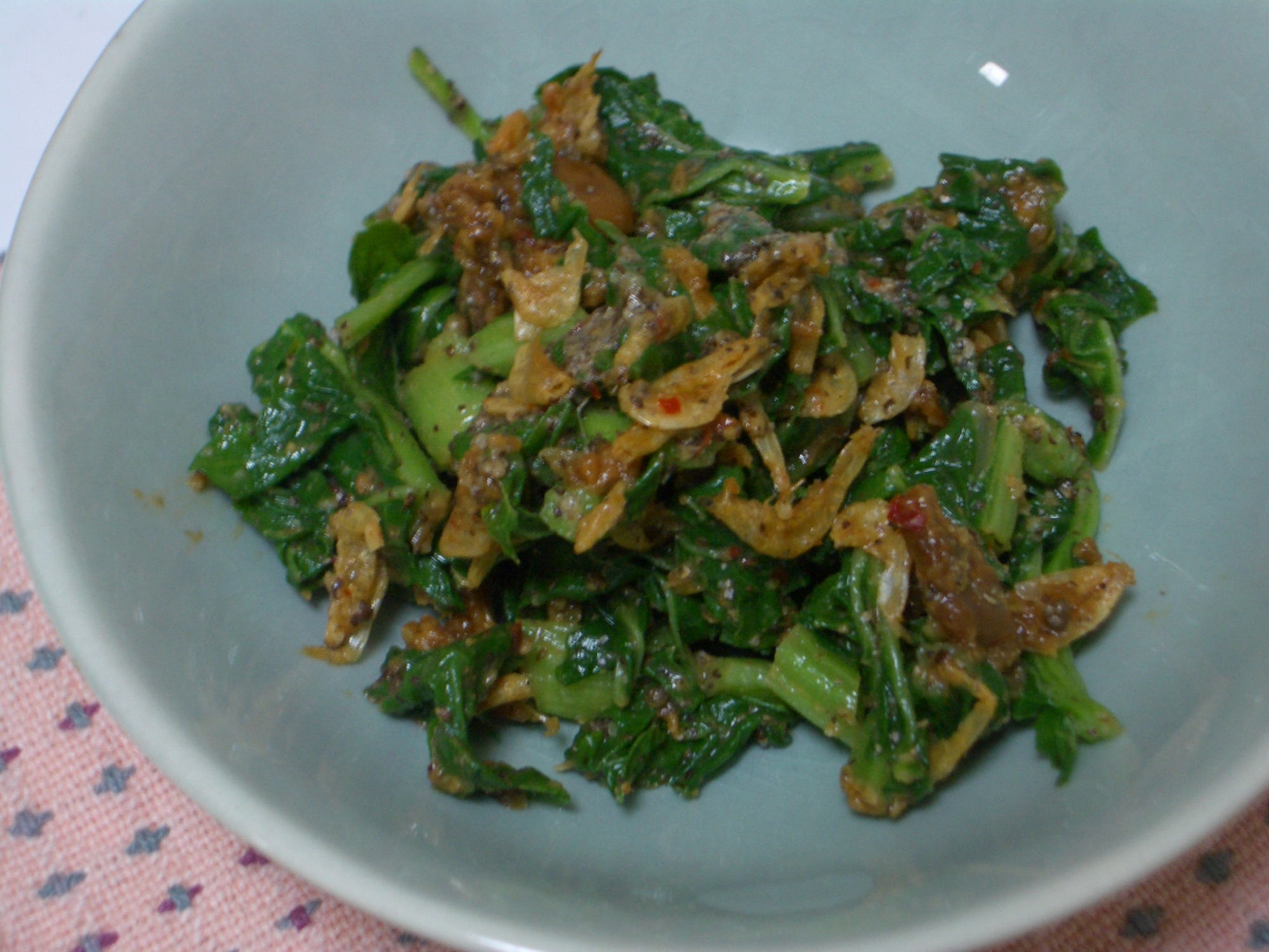 小松菜と干しエビのピリ辛炒め