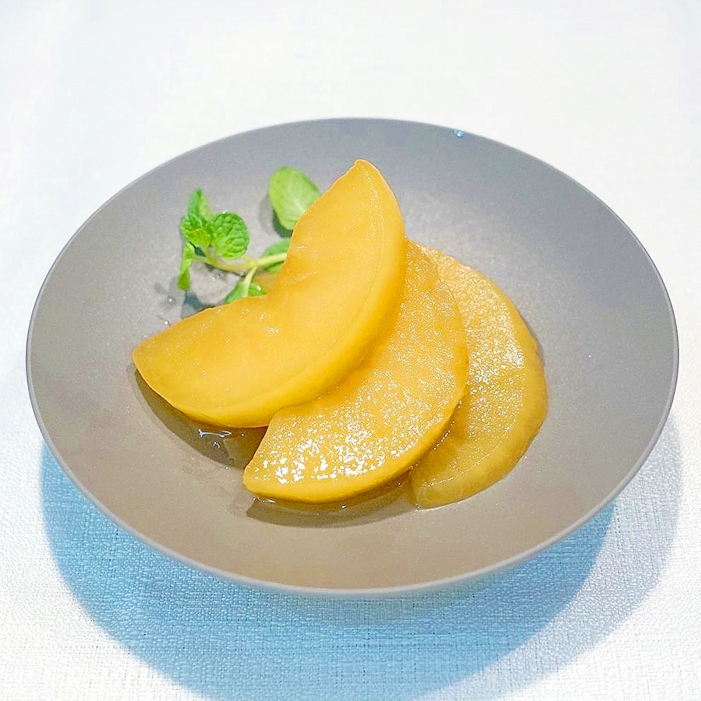 ＼デーツシロップで作る／りんごのデーツ煮