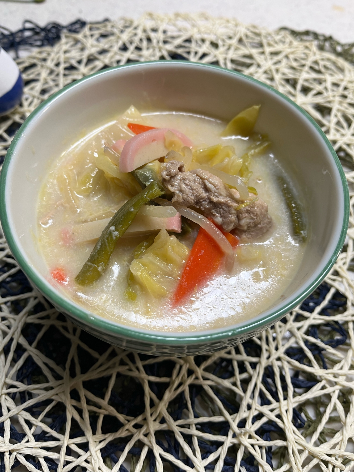 隠し味に味噌♬ちゃんぽん風スープ