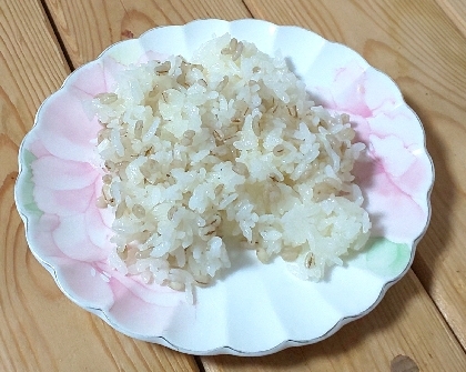大麦→もち麦にしてご飯炊いてみましたよ✨白米は血糖値上げやすいですね⤴️もち麦入り、とてもおいしかったです(*´∇｀)ﾉたくさんレポ大感謝♥️