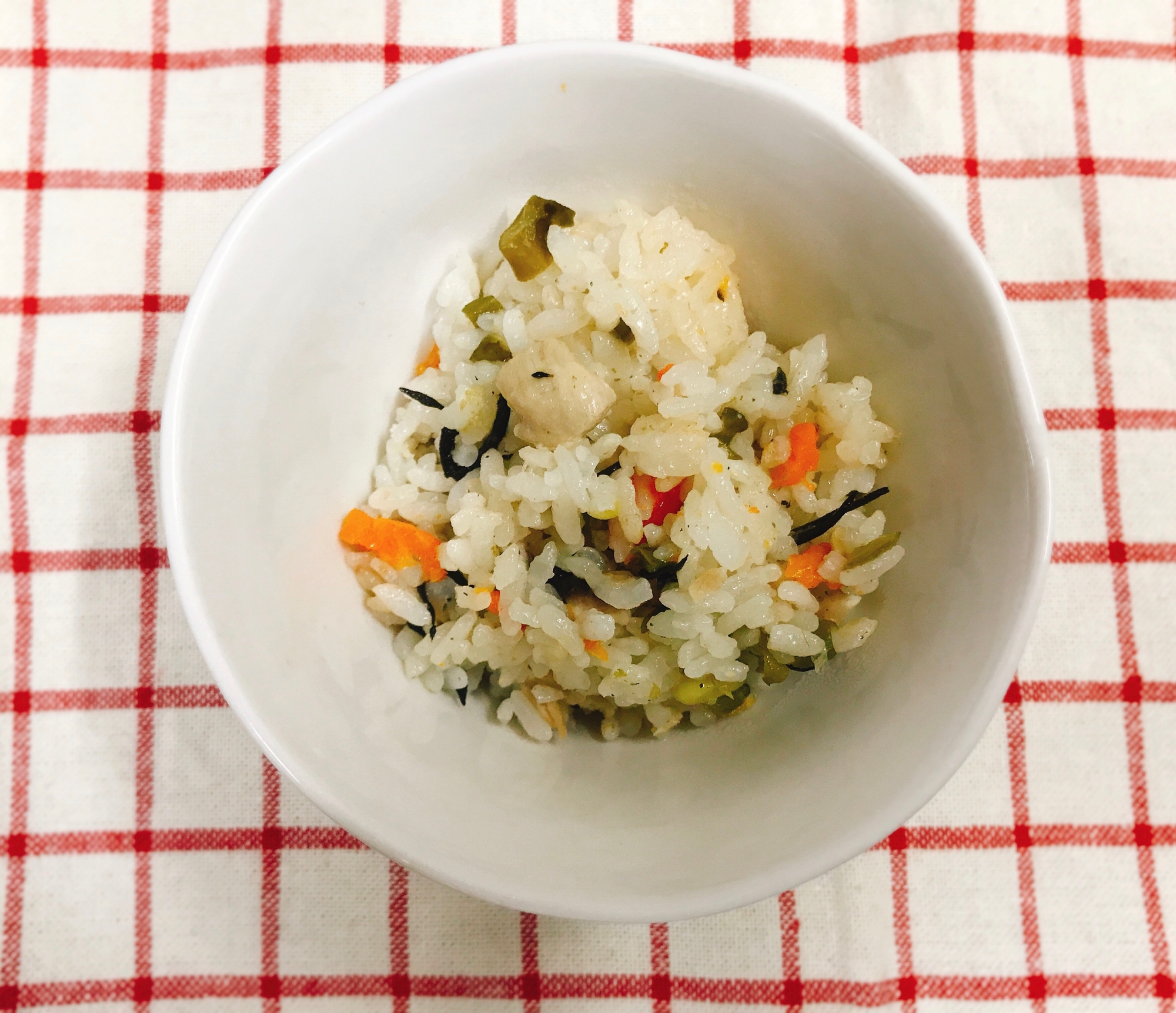 離乳食完了期 鶏もも肉とひじきの炊き込みご飯 レシピ 作り方 By Cocopoteito 楽天レシピ 離乳食完了期 鶏もも肉とひじきの炊き込みご飯 レシピ 作り方 By Cocopoteito 楽天レシピ