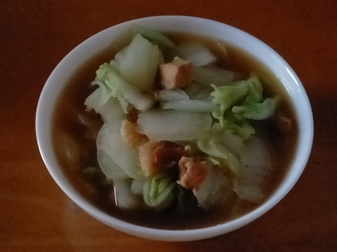 白菜と焼き鳥缶の鍋