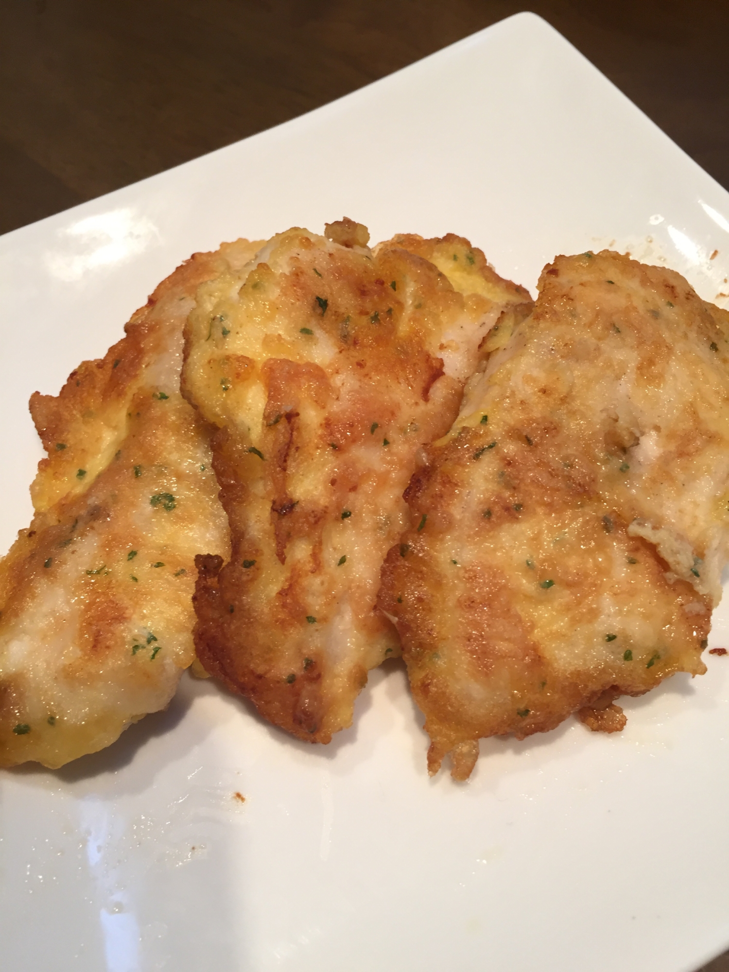 鶏胸肉でも柔らかい☆子供も大好きチーズピカタ