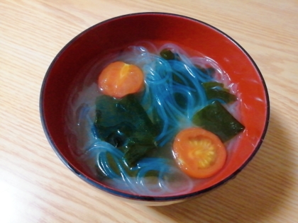 春雨ともやしとトマトとワカメの中華スープ