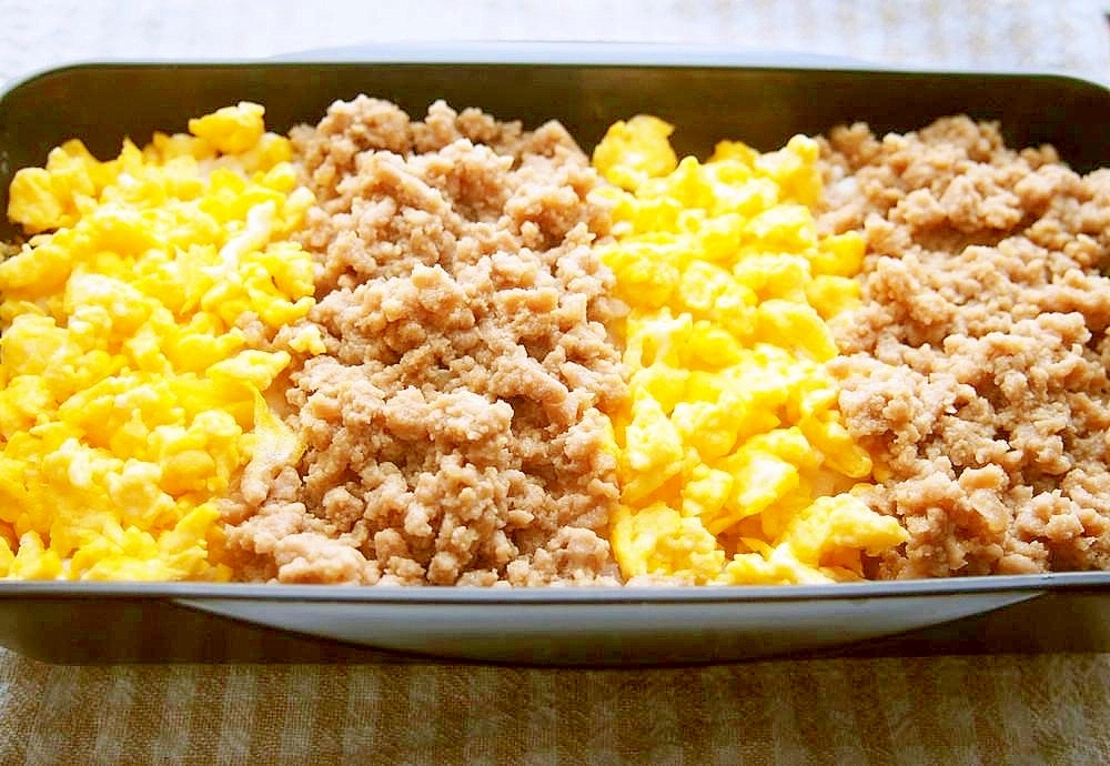 10分でお弁当完成!レンチンそぼろ丼!