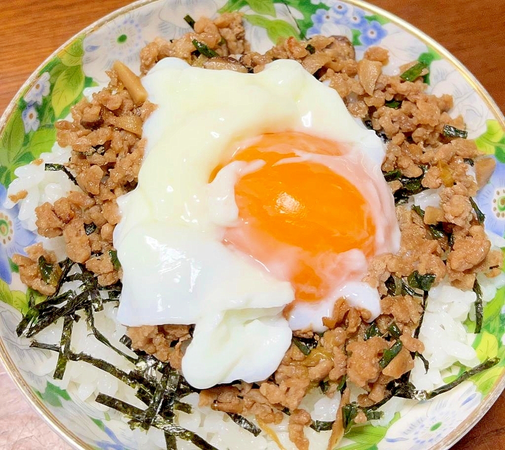 豚そぼろ丼