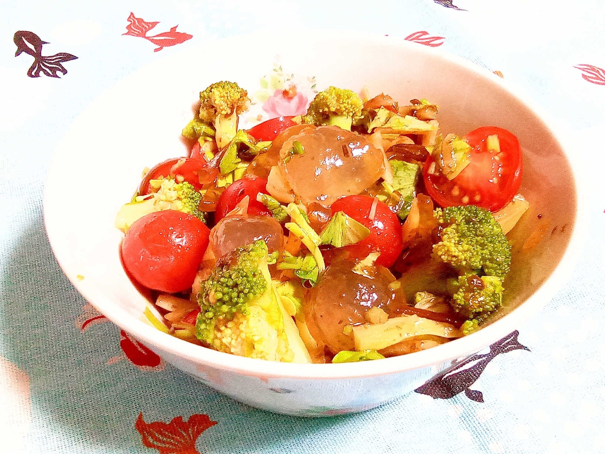 やみつき確定♥️塩昆布レモン味でわらび餅のサラダ